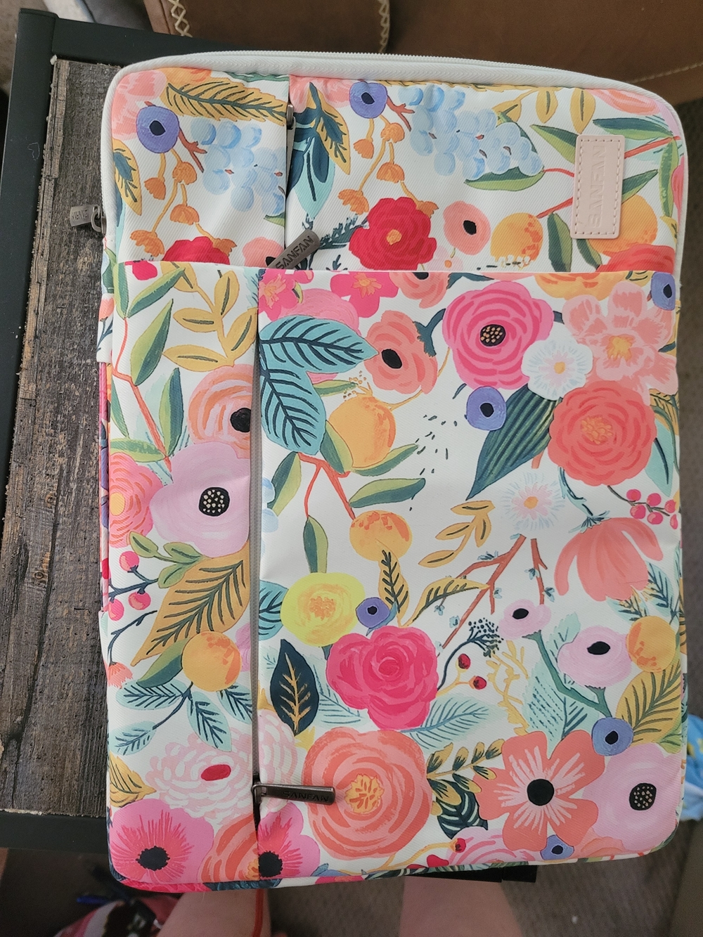 Adorable Floral Laptop Case- 14"x14.4"- NWOT